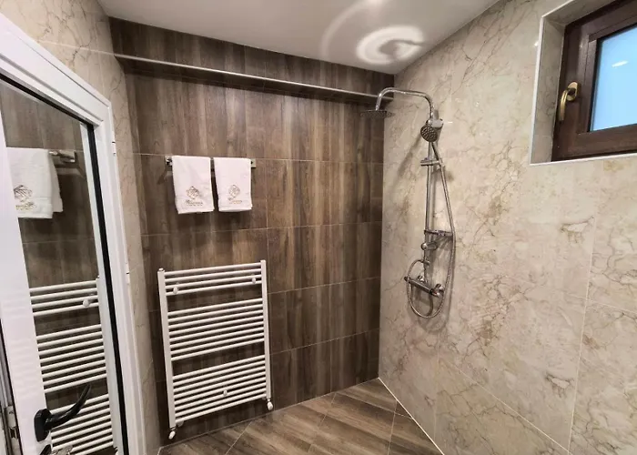 карина - Gasthof Ognyanovo (Blagoevgrad)